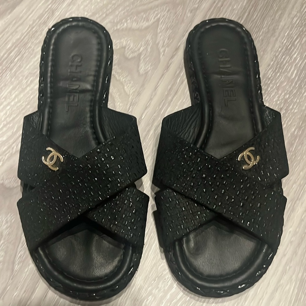 Chanel braided slides 37